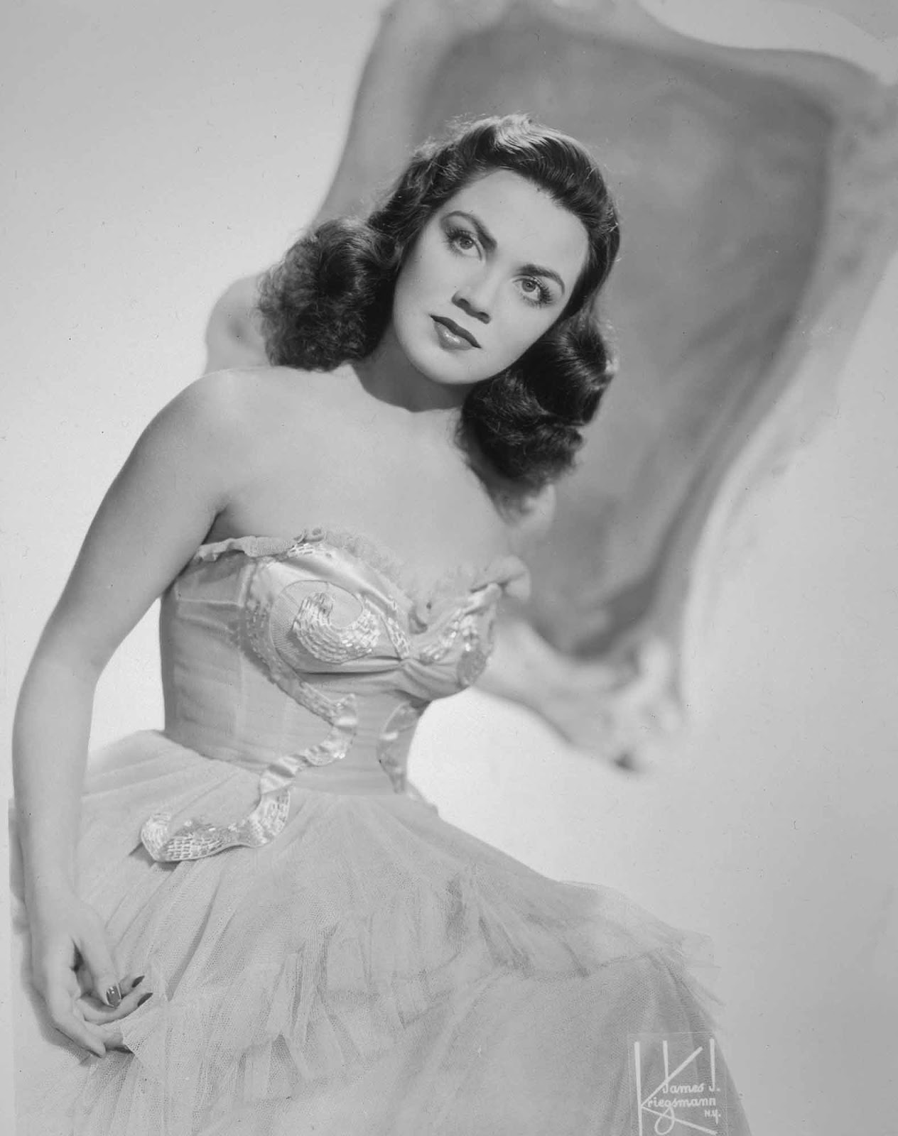 Kitty Kallen 1944 Metronome Archive Photos